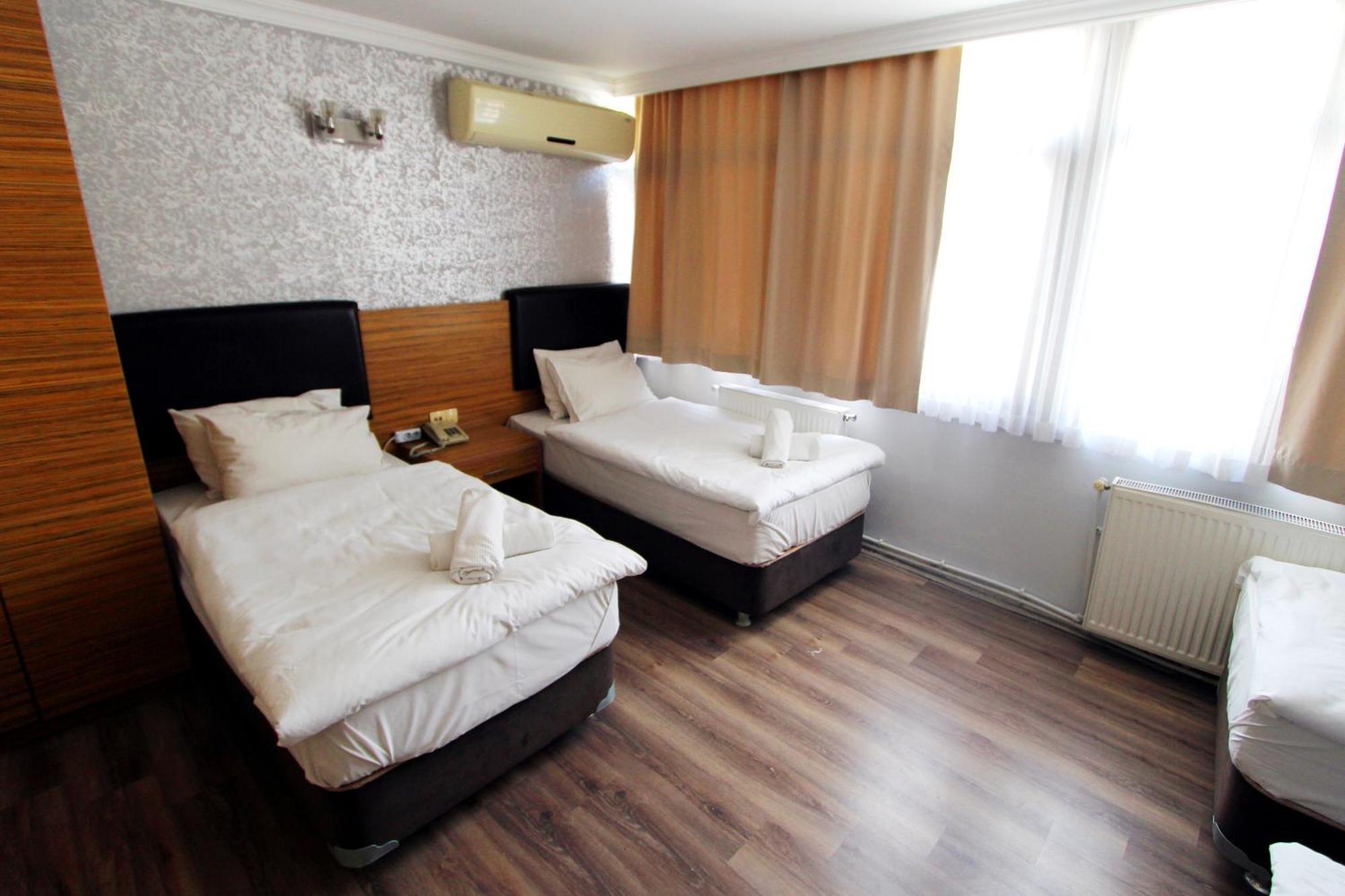 Lyon Hotel Istanbul Exterior foto
